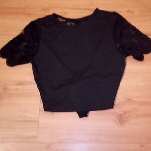 SHEIN Black Stylish Crop Top